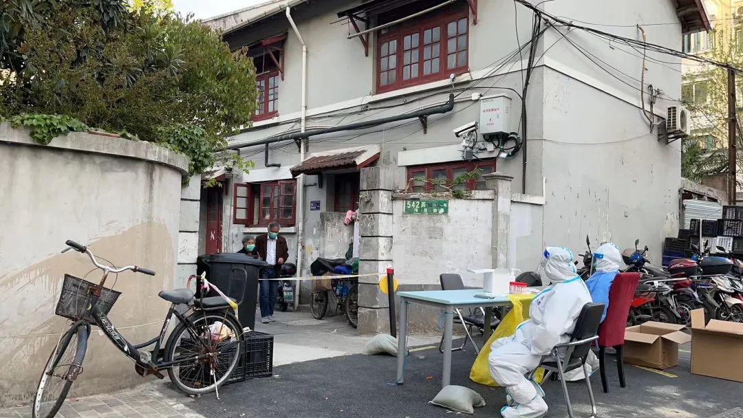 上海疫情最新要求下的日常生活温馨指南